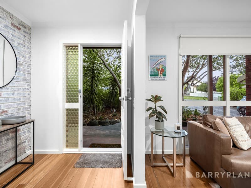 302/18 Waterview WalkDocklands, VIC 3008, Unknown - Thumbnail 2
