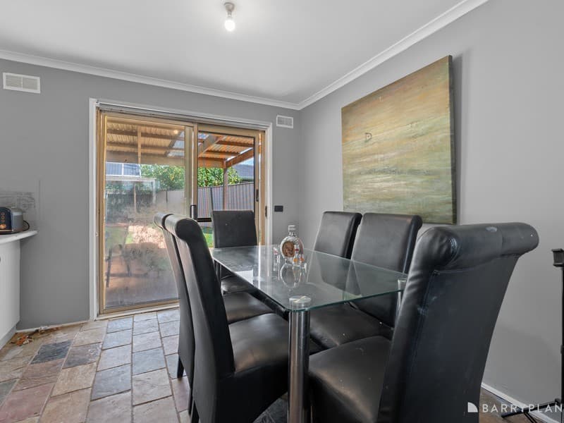 22 Fraser StreetMelton South, vic 3338, Melton South - Thumbnail 6