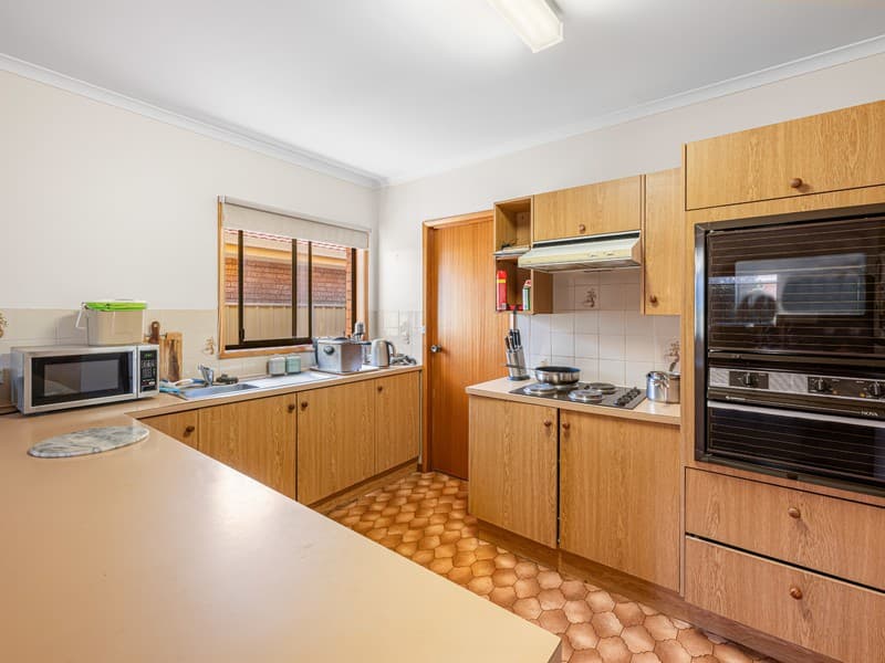 1/305 Tenth StreetMildura, vic 3500, Mildura - Thumbnail 2