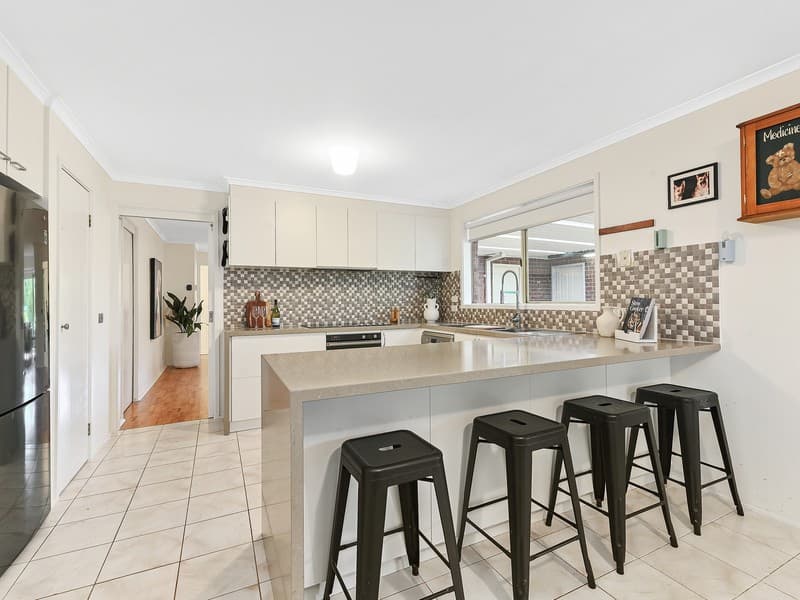 24 Glendale CrescentBerwick, vic 3806, Berwick - Thumbnail 5