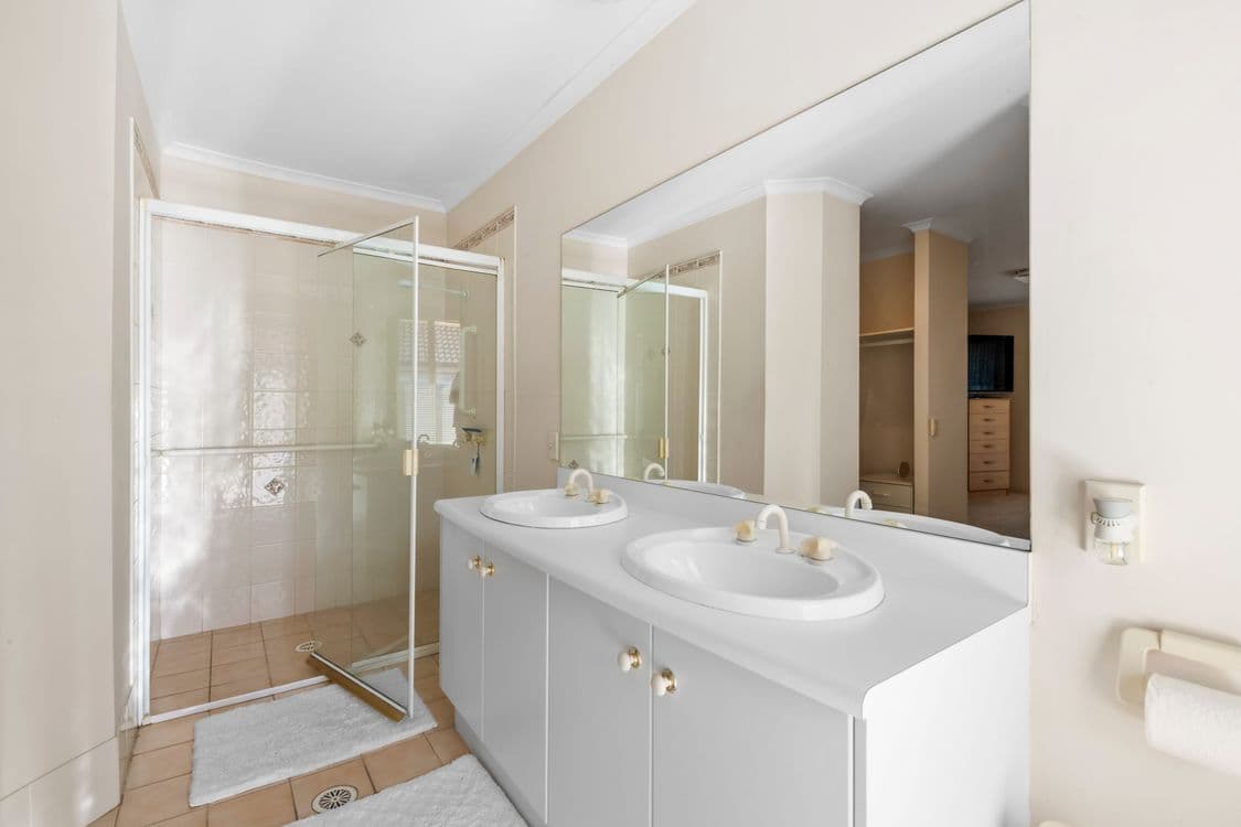 8 Barrington Drive, WOONGARRAH, NSW 2259, Woongarrah - Thumbnail 8