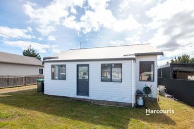 27 Hillcrest Road, DEVONPORT, TAS 7310, Devonport - Image 1