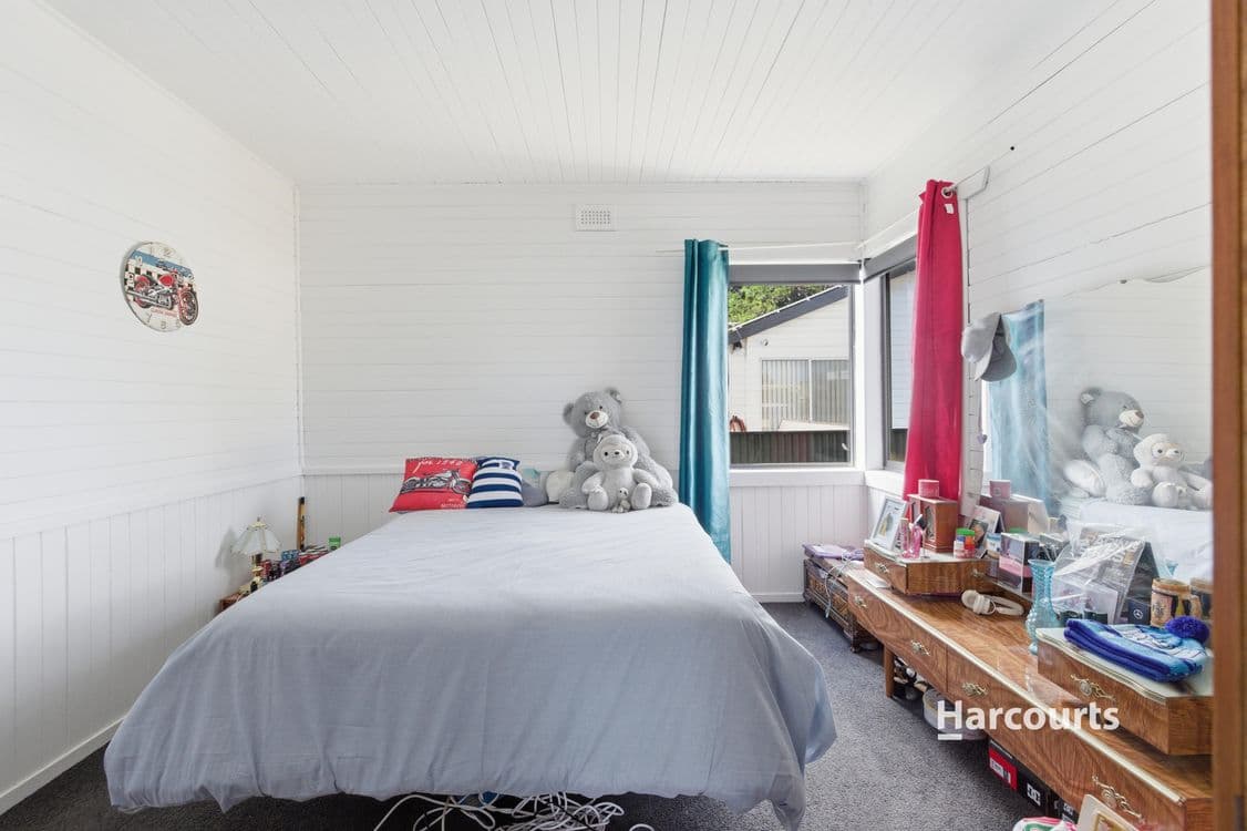27 Hillcrest Road, DEVONPORT, TAS 7310, Devonport - Thumbnail 7