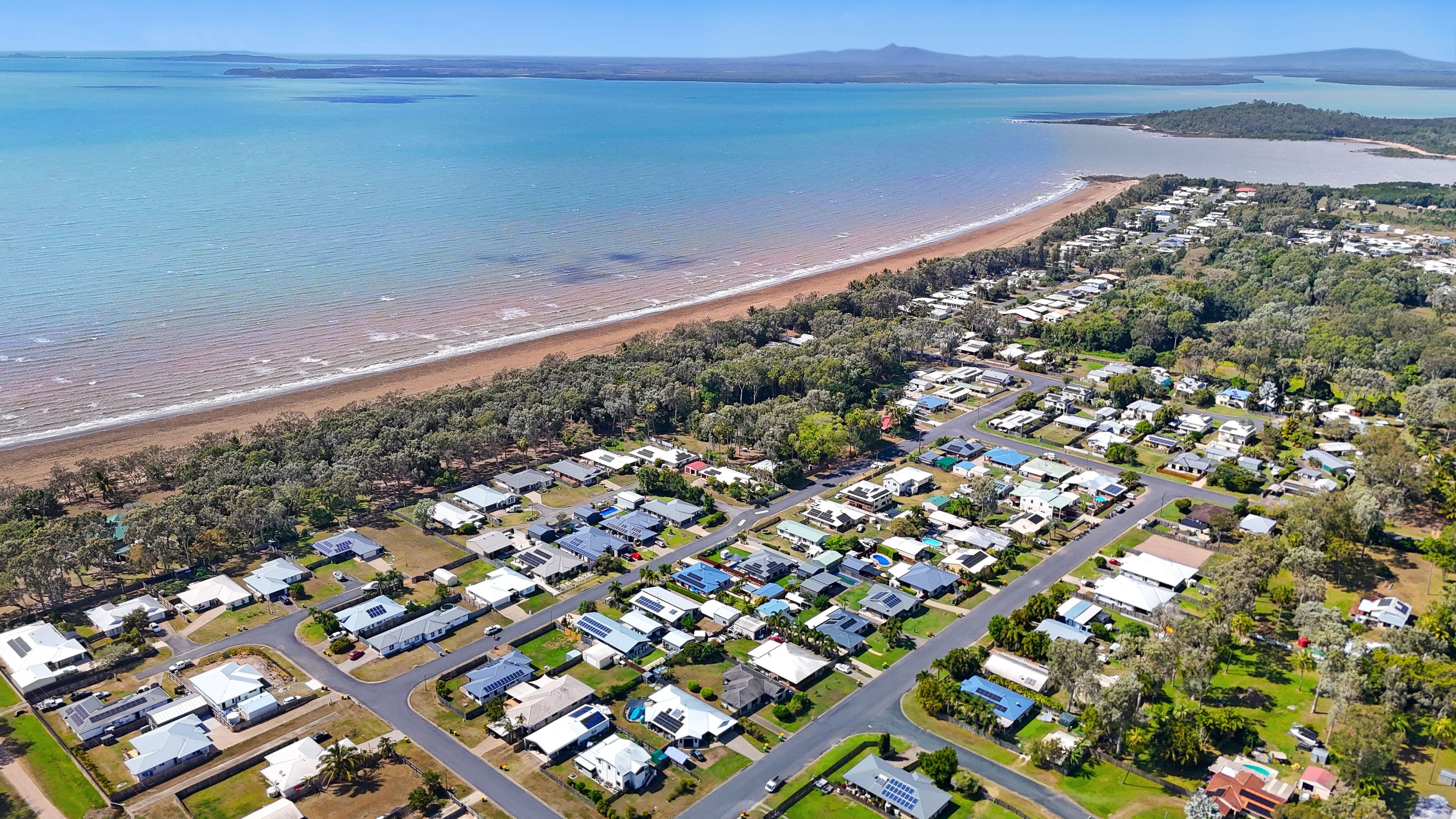 6 Leonie Court , Armstrong Beach QLD 4737, Armstrong Beach - Thumbnail 2