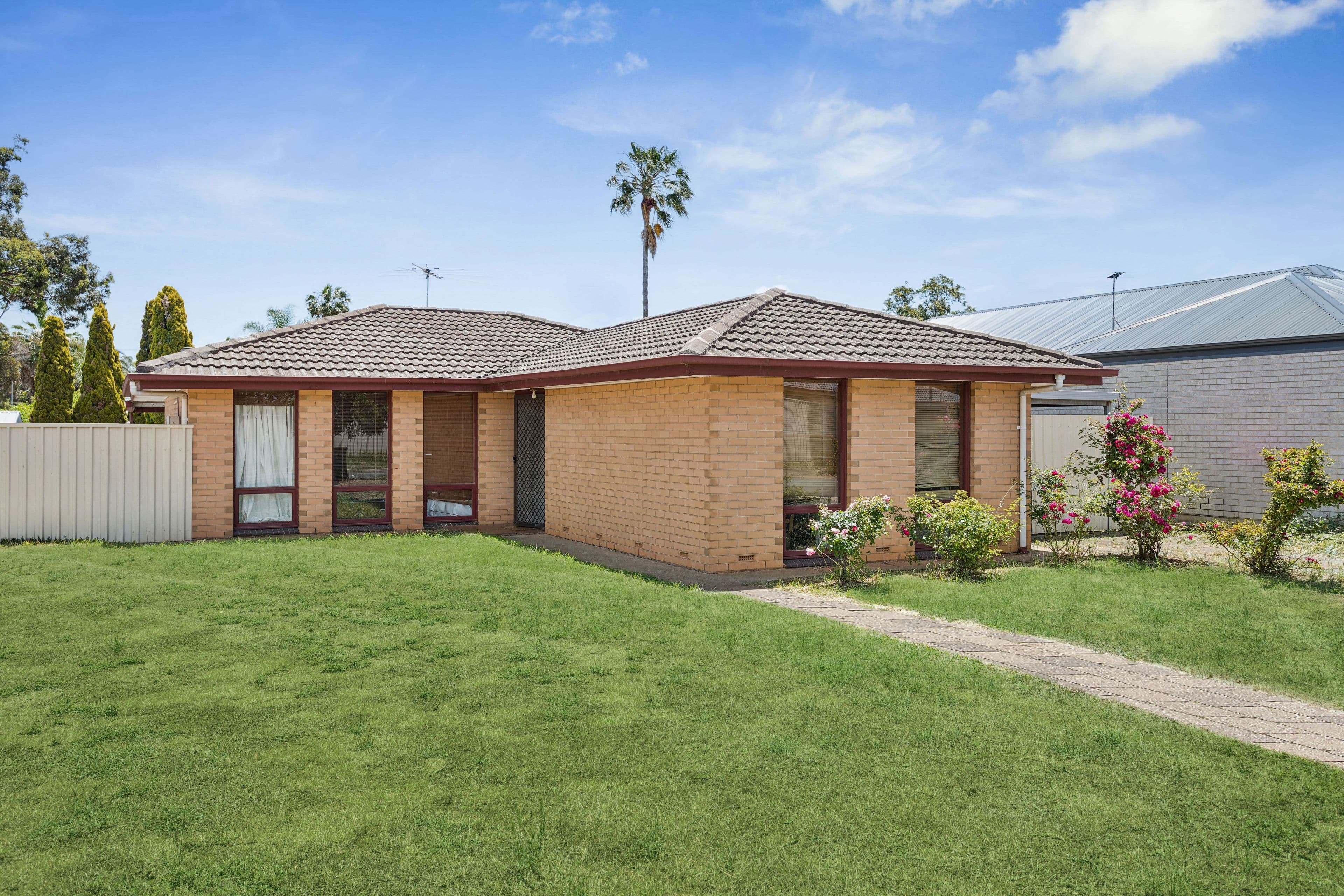 2 Denver Drive , Parafield Gardens SA 5107, Parafield Gardens - Image 1