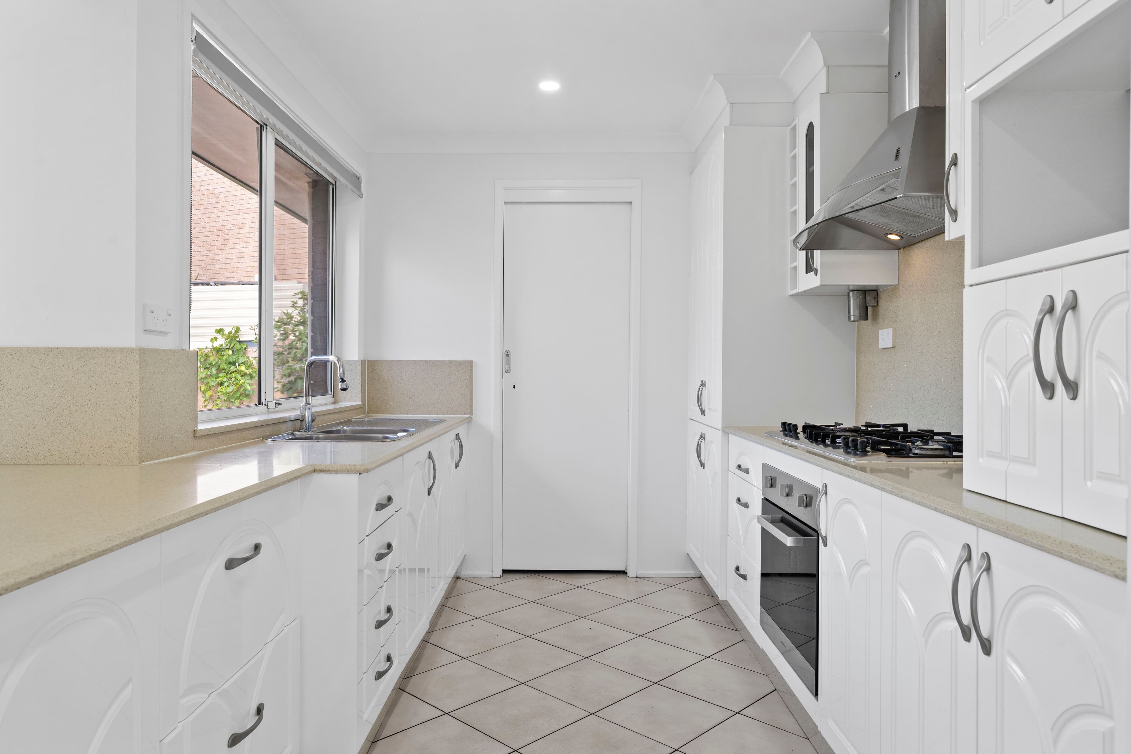 3 Drayton Place , Edensor Park NSW 2176, Edensor Park - Thumbnail 3