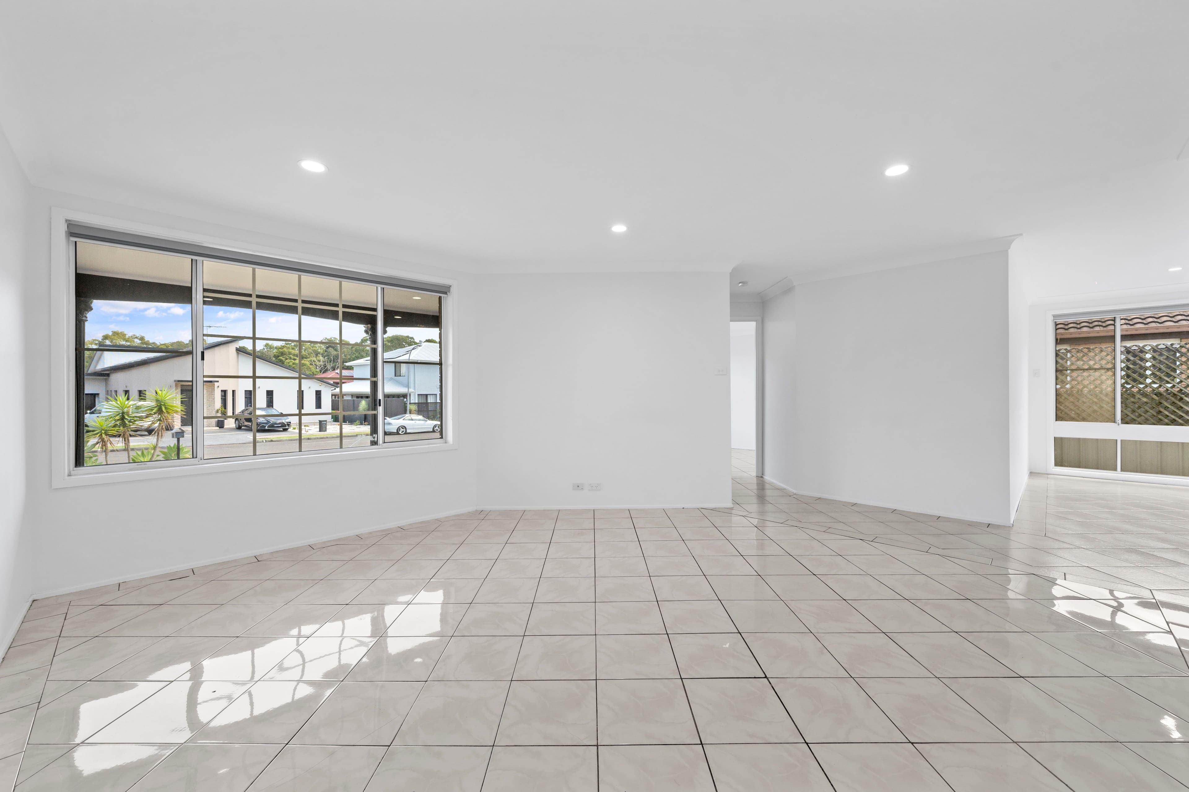 3 Drayton Place , Edensor Park NSW 2176, Edensor Park - Thumbnail 4