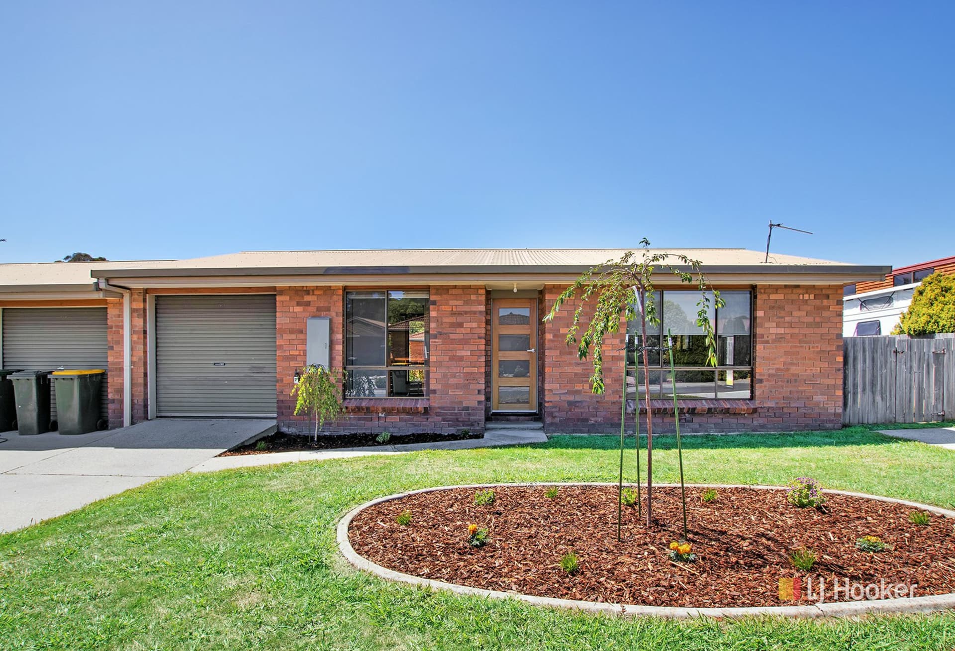 Unit 2/11 Arden Avenue, Devonport, Devonport - Thumbnail 2