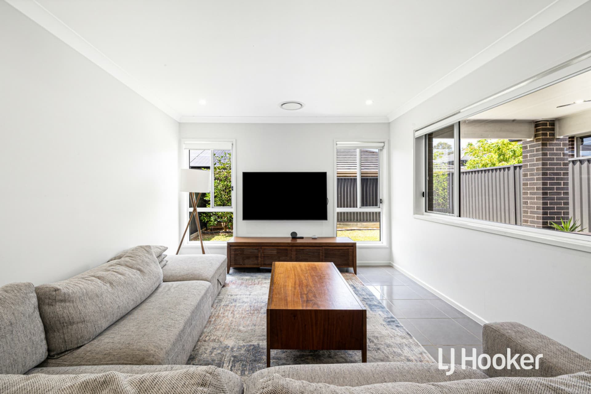 36 Yusen Street  (Grantham Farm), Riverstone, Riverstone - Thumbnail 4