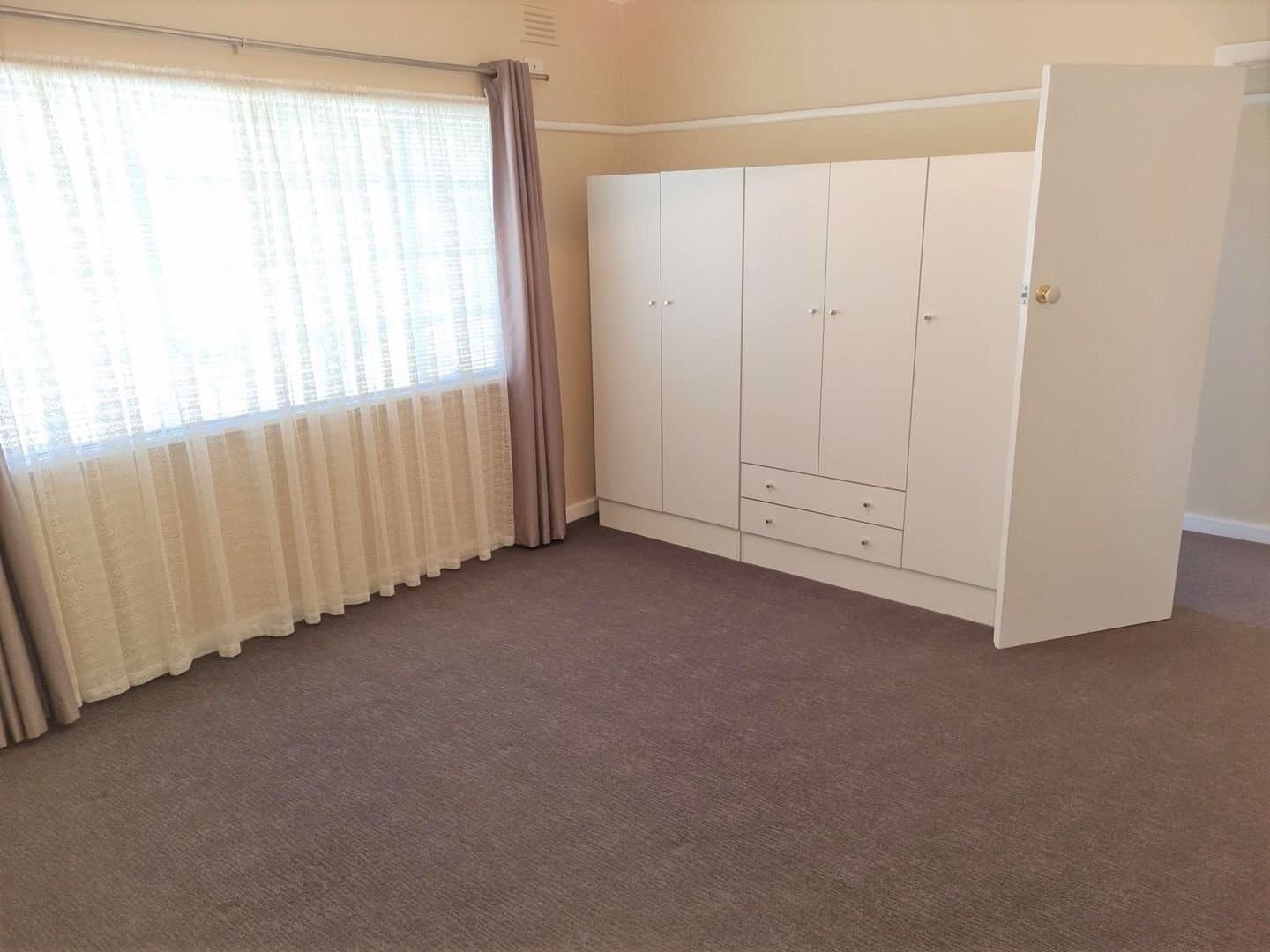 8 Hart Street, Airport West VIC 3042, Airport West - Thumbnail 5