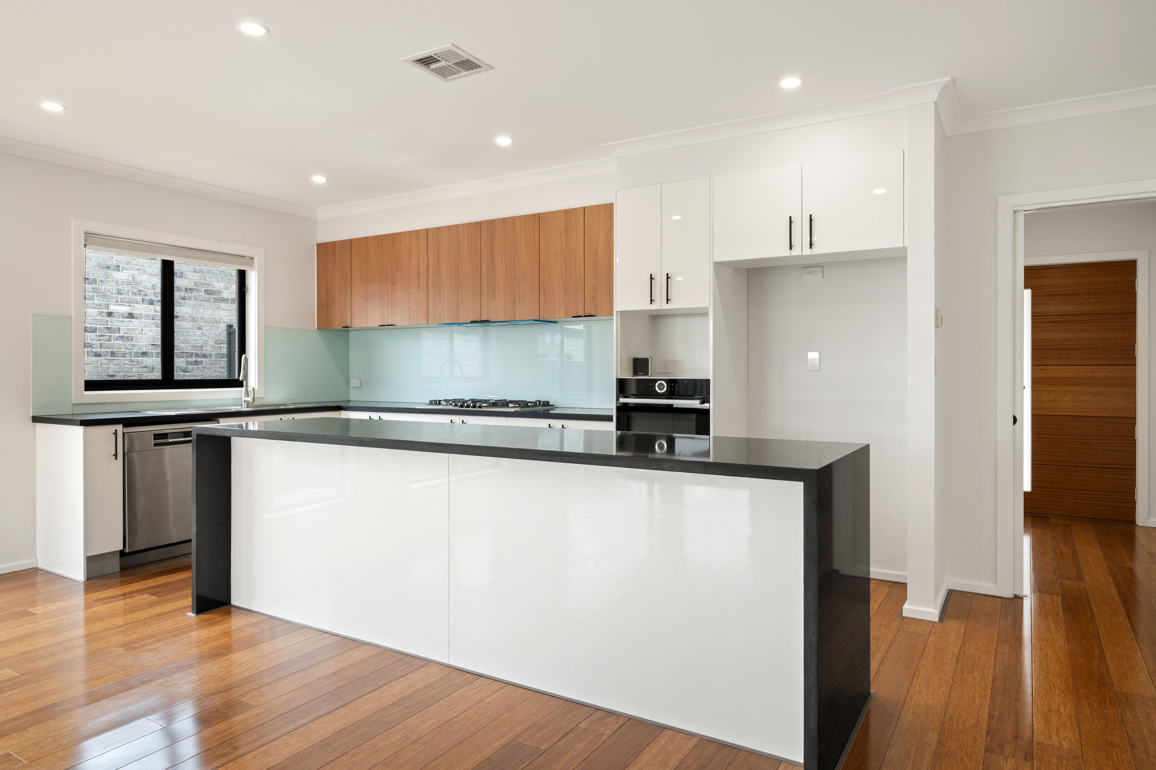 32 Lawrenson Circuit , JACKA ACT 2914, Jacka - Thumbnail 2