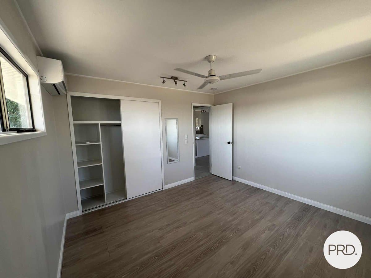 13 Marina Avenue, BOYNE ISLAND QLD 4680, Boyne Island - Thumbnail 5