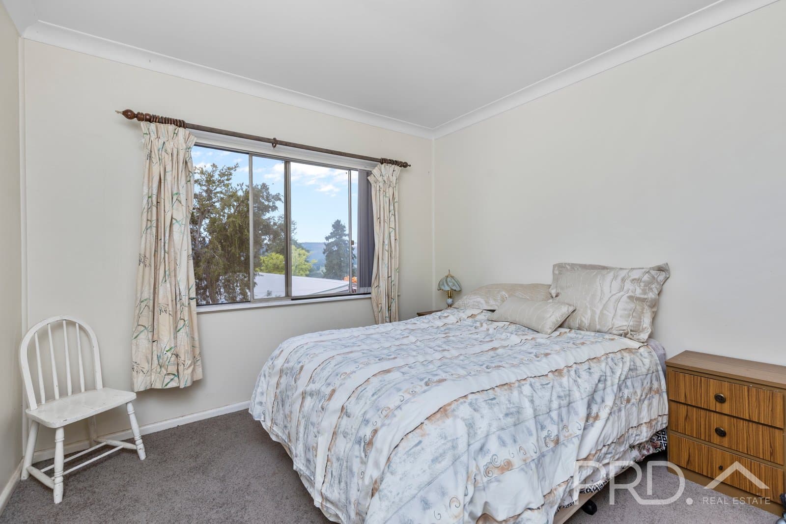 1 Bogong Avenue, BATLOW NSW 2730, Batlow - Thumbnail 4