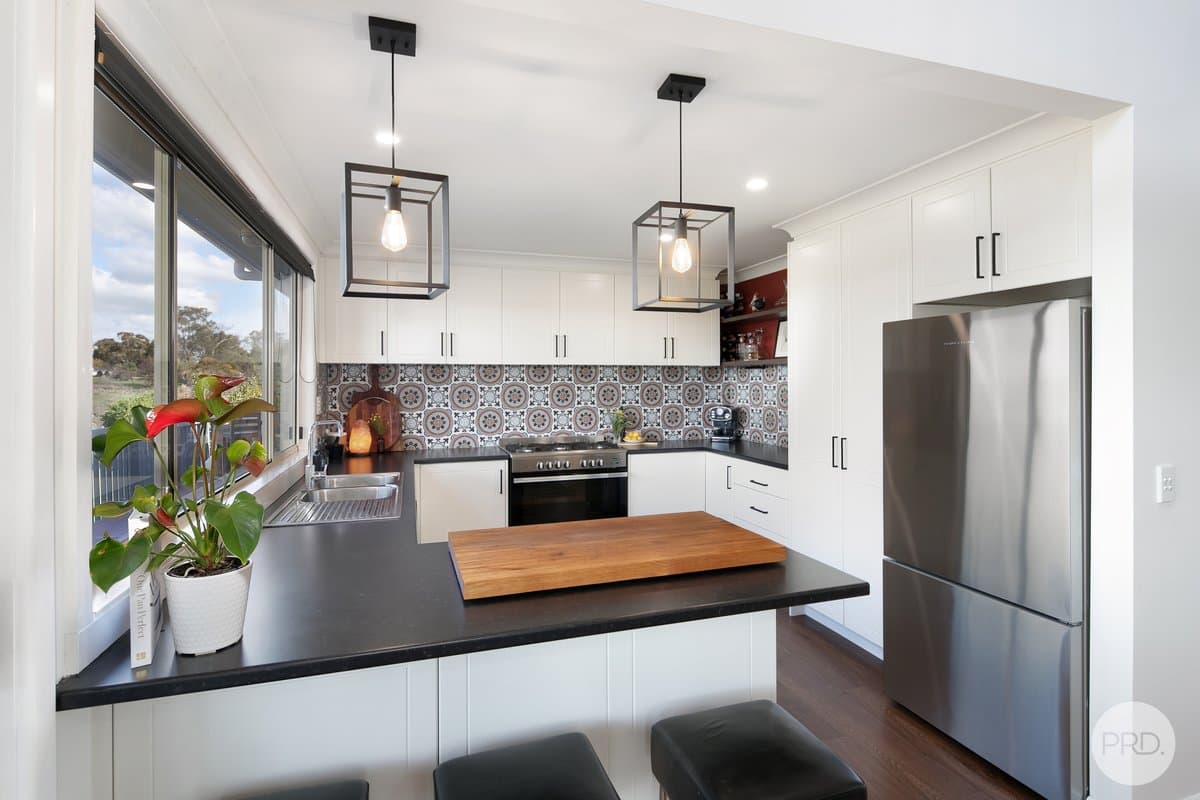59 Thornton Street, CLUNES VIC 3370, Clunes - Thumbnail 5