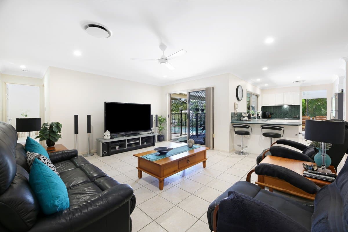 13 Orchna Street, BURLEIGH HEADS QLD 4220, Burleigh Heads Property Image - Thumbnail 3