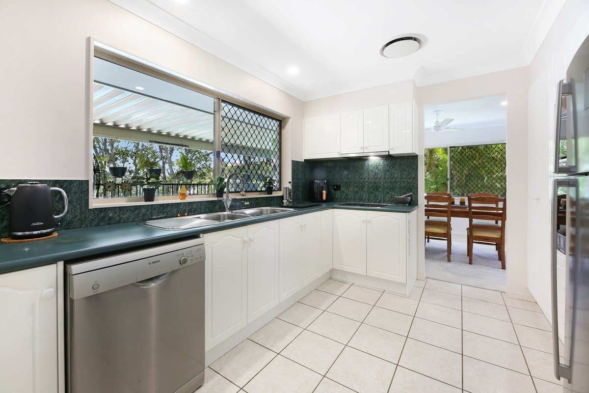 13 Orchna Street, BURLEIGH HEADS QLD 4220, Burleigh Heads Property Image - Thumbnail 4
