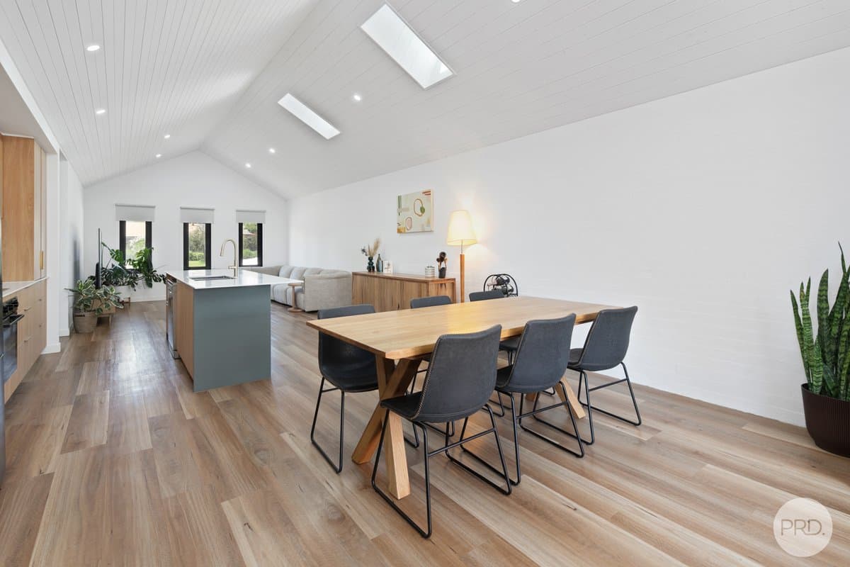 45A Atkinson Street, BALLAN VIC 3342, Ballan - Thumbnail 4