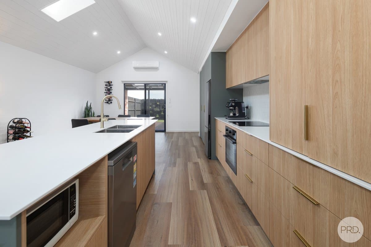 45A Atkinson Street, BALLAN VIC 3342, Ballan - Thumbnail 5