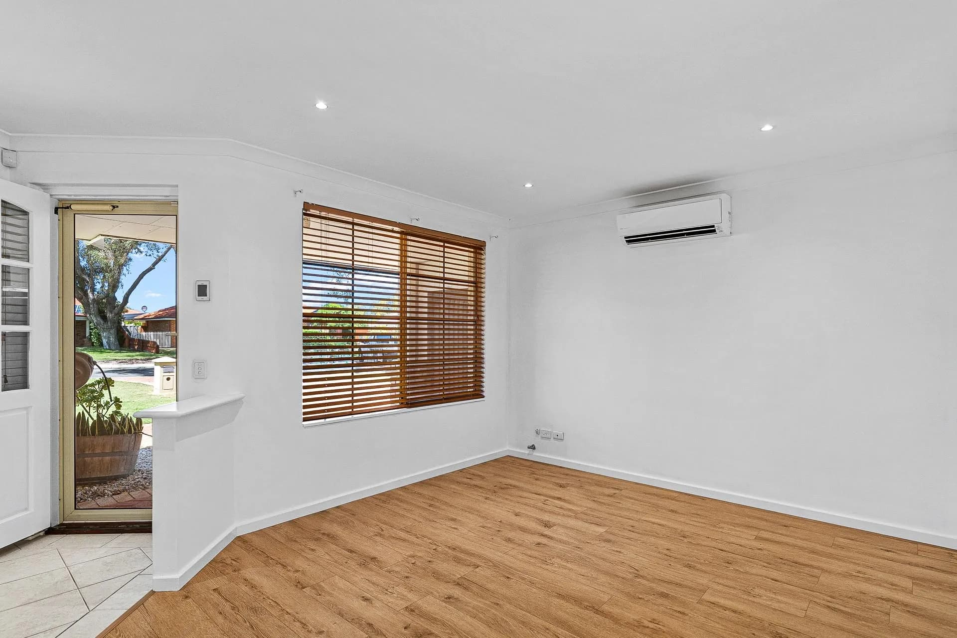 6 Suncrest Meander, Meadow Springs., Meadow Springs - Thumbnail 4