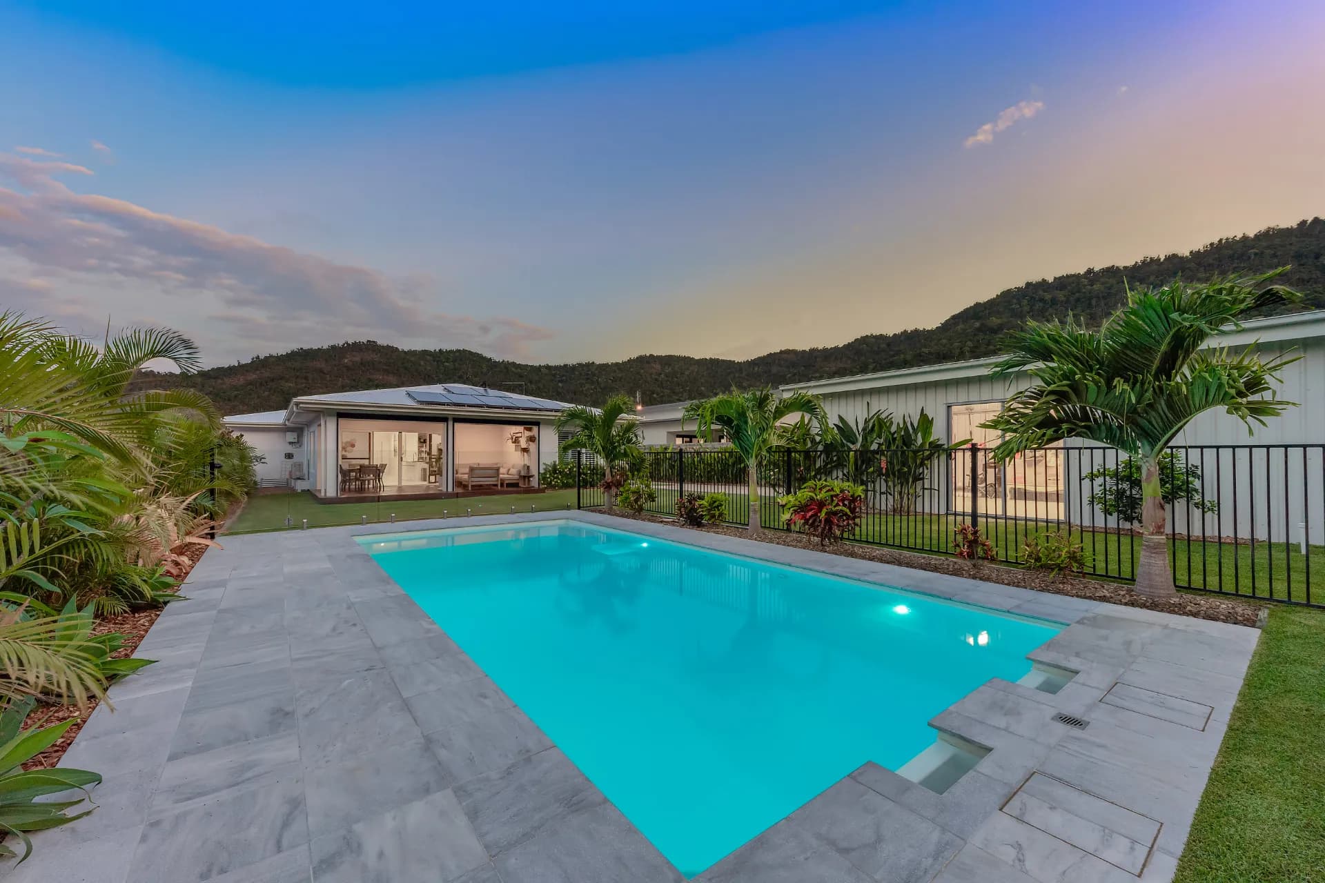 17 Nathan  Court, Jubilee Pocket., Jubilee Pocket - Image 1