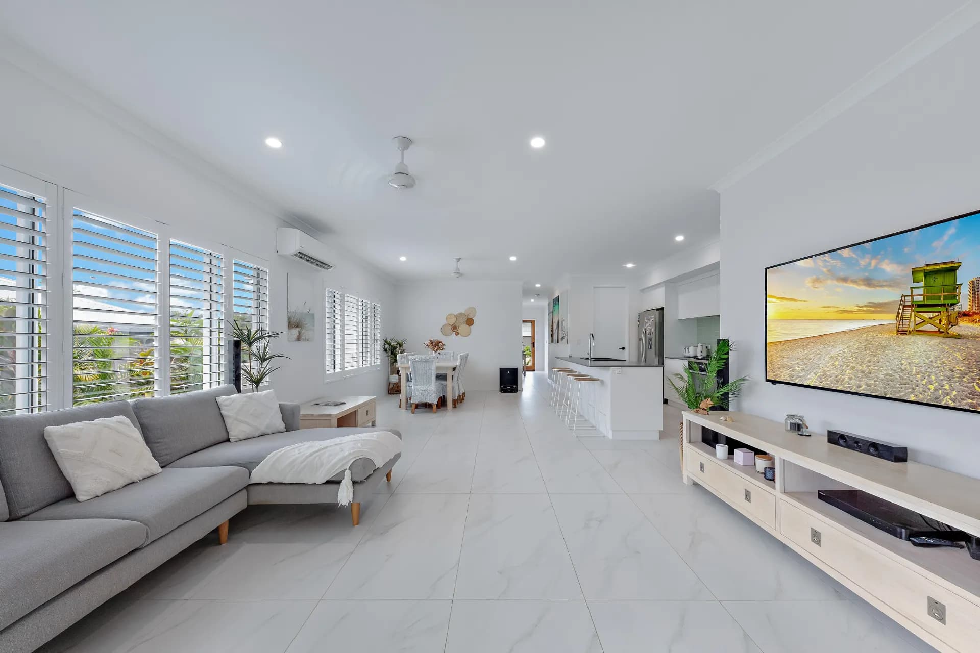 17 Nathan  Court, Jubilee Pocket., Jubilee Pocket - Thumbnail 3