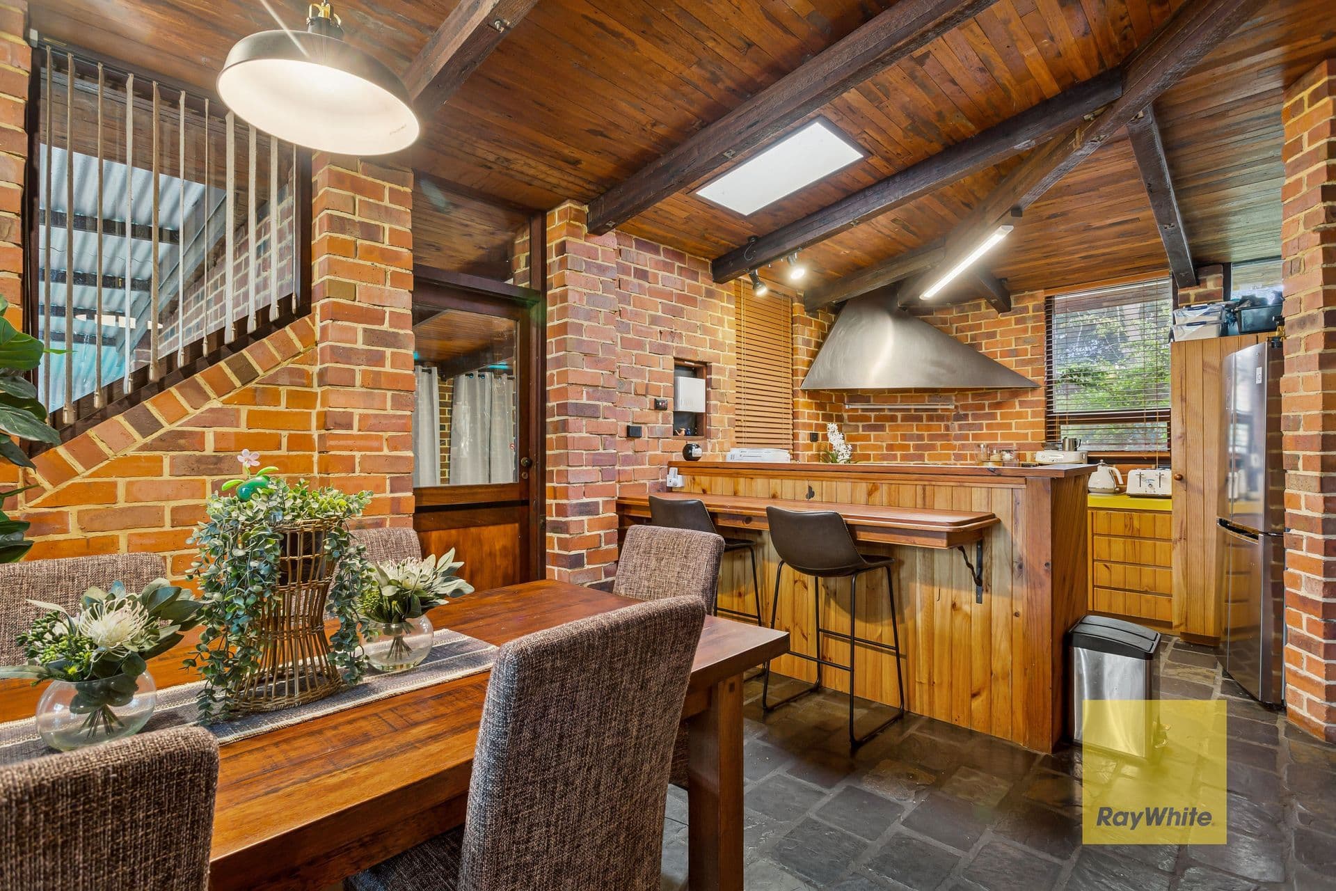 15 Bridgwood Road , Lesmurdie WA 6076, Lesmurdie - Thumbnail 4