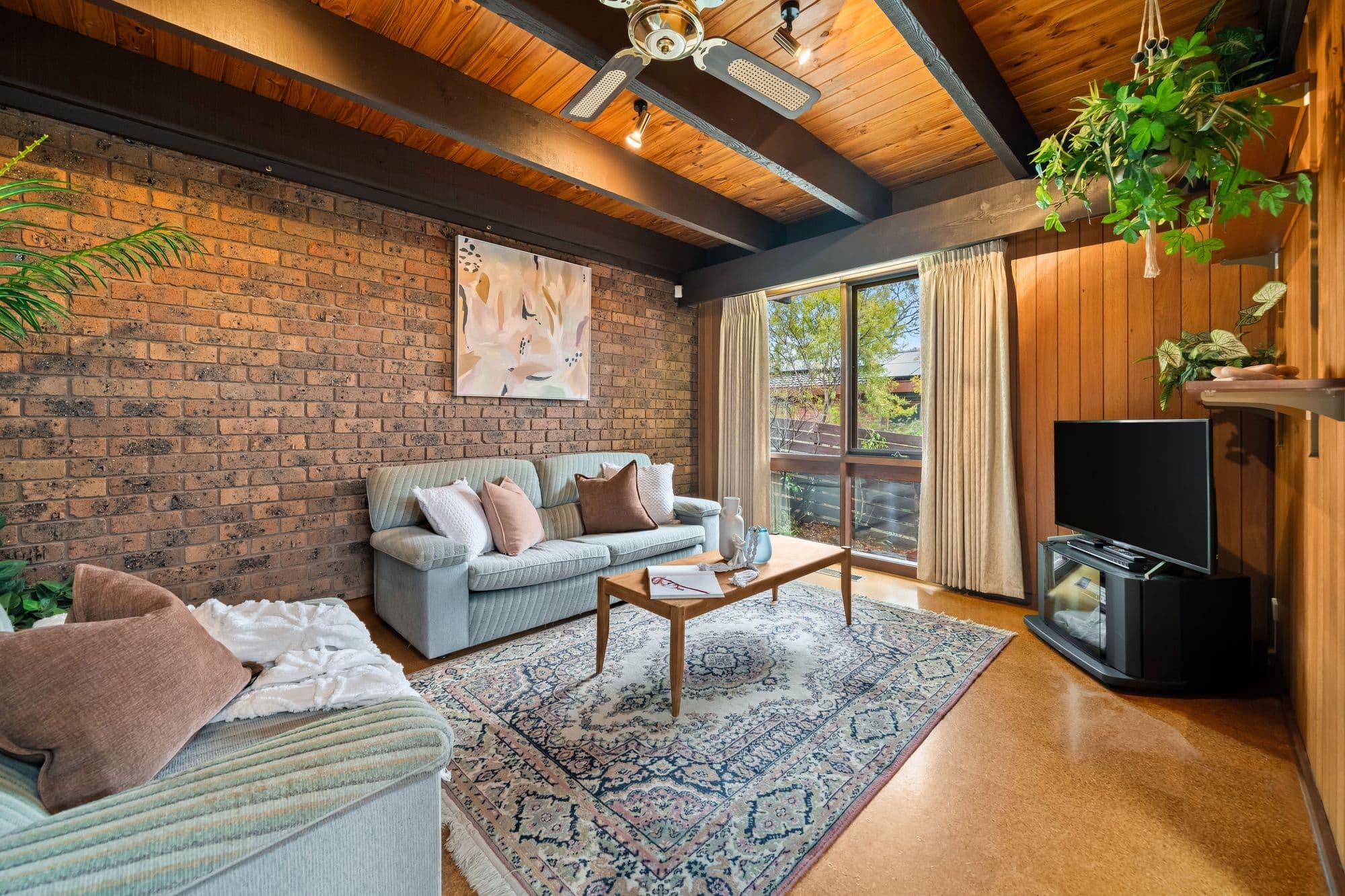 19 Wycliffe Crescent , Eltham VIC 3095, Eltham - Thumbnail 2