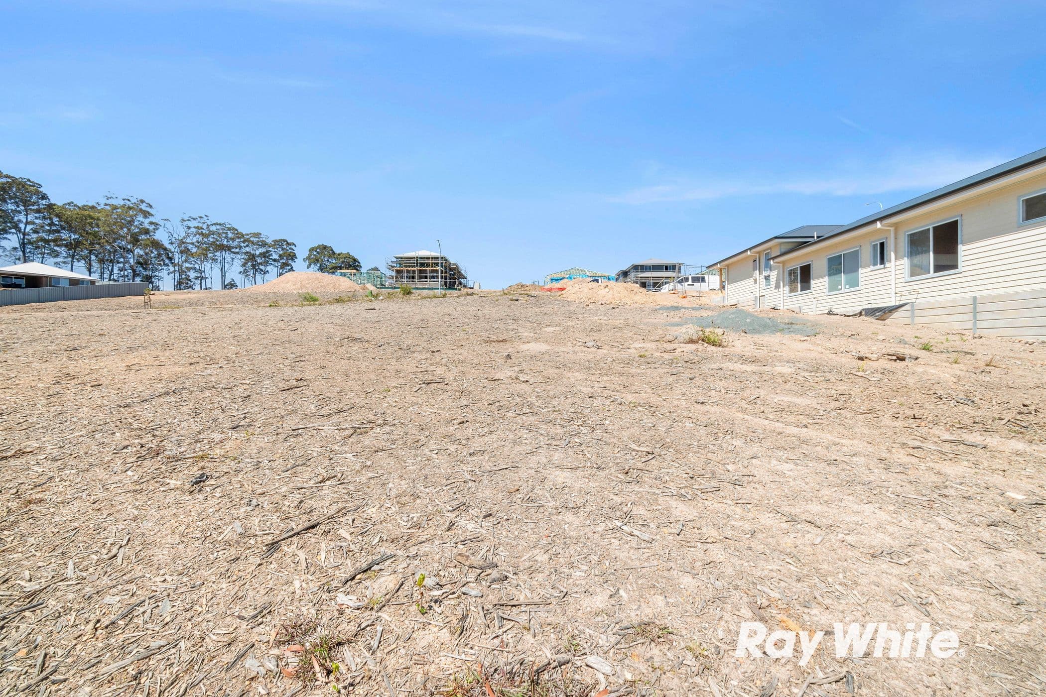 13 Pelsart Avenue , Sunshine Bay NSW 2536, Sunshine Bay - Thumbnail 4