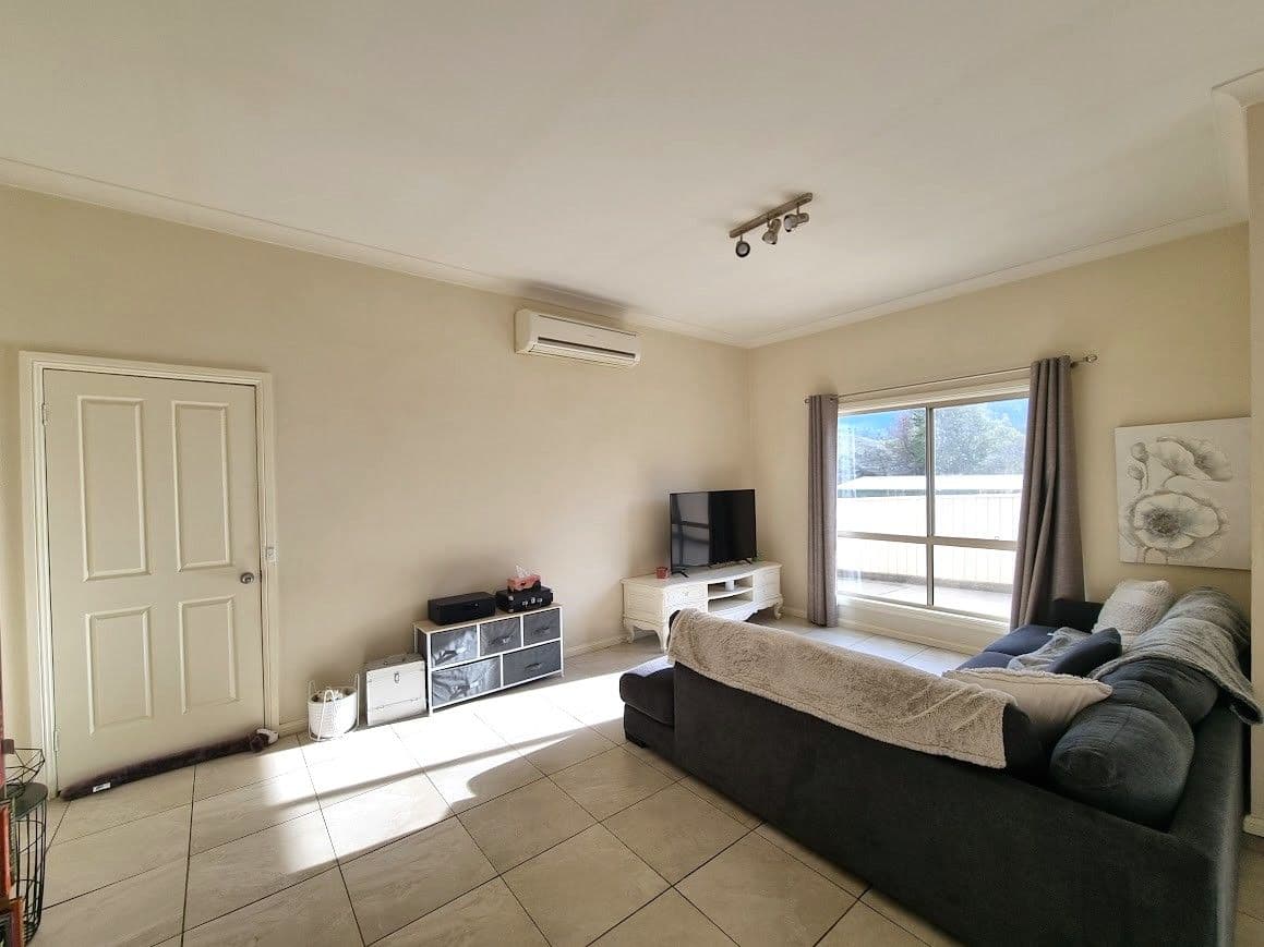 127 Hanley Street , Gundagai NSW 2722, Gundagai - Thumbnail 2