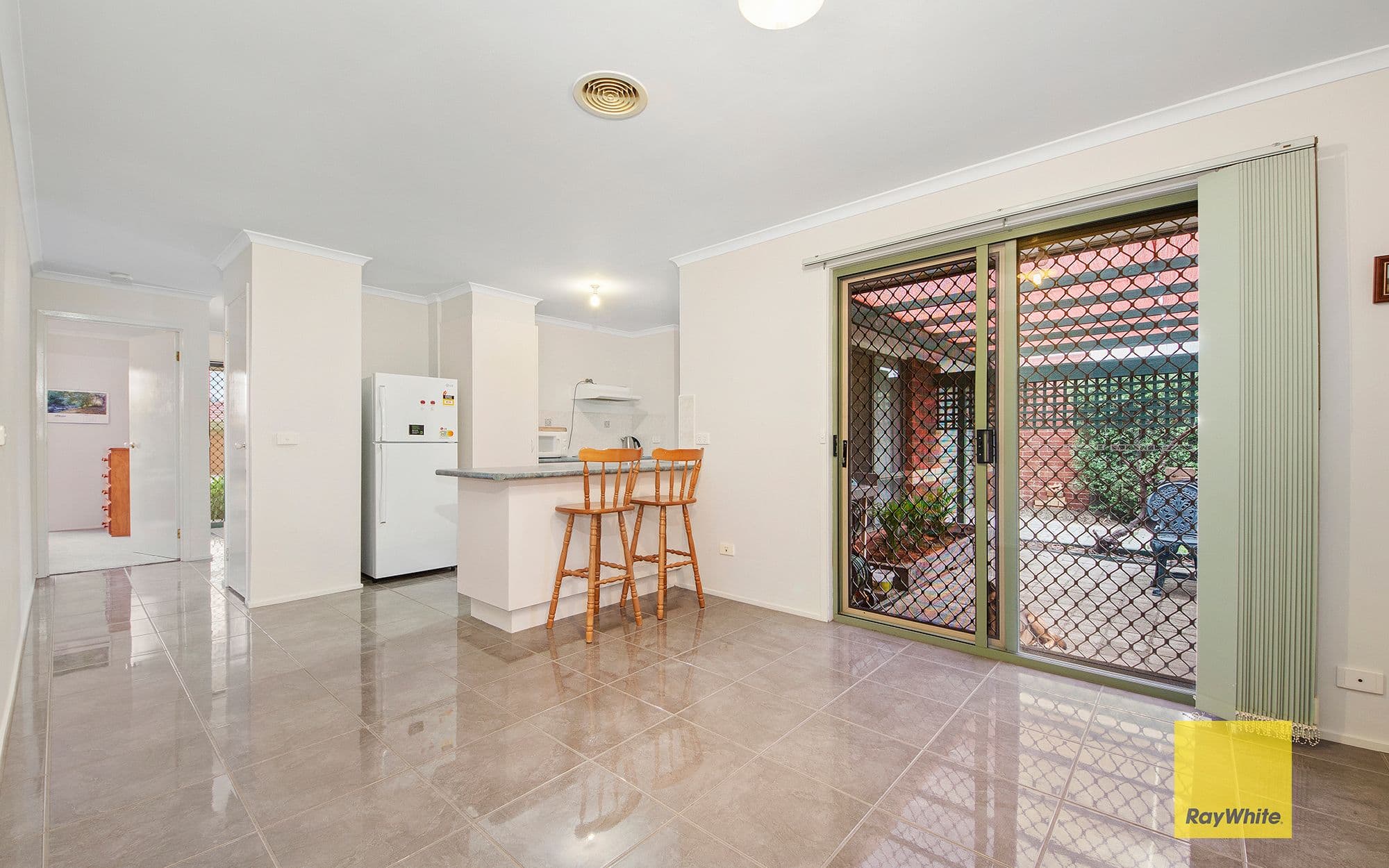 11 Priorswood Drive , Hoppers Crossing VIC 3029, Hoppers Crossing - Thumbnail 5