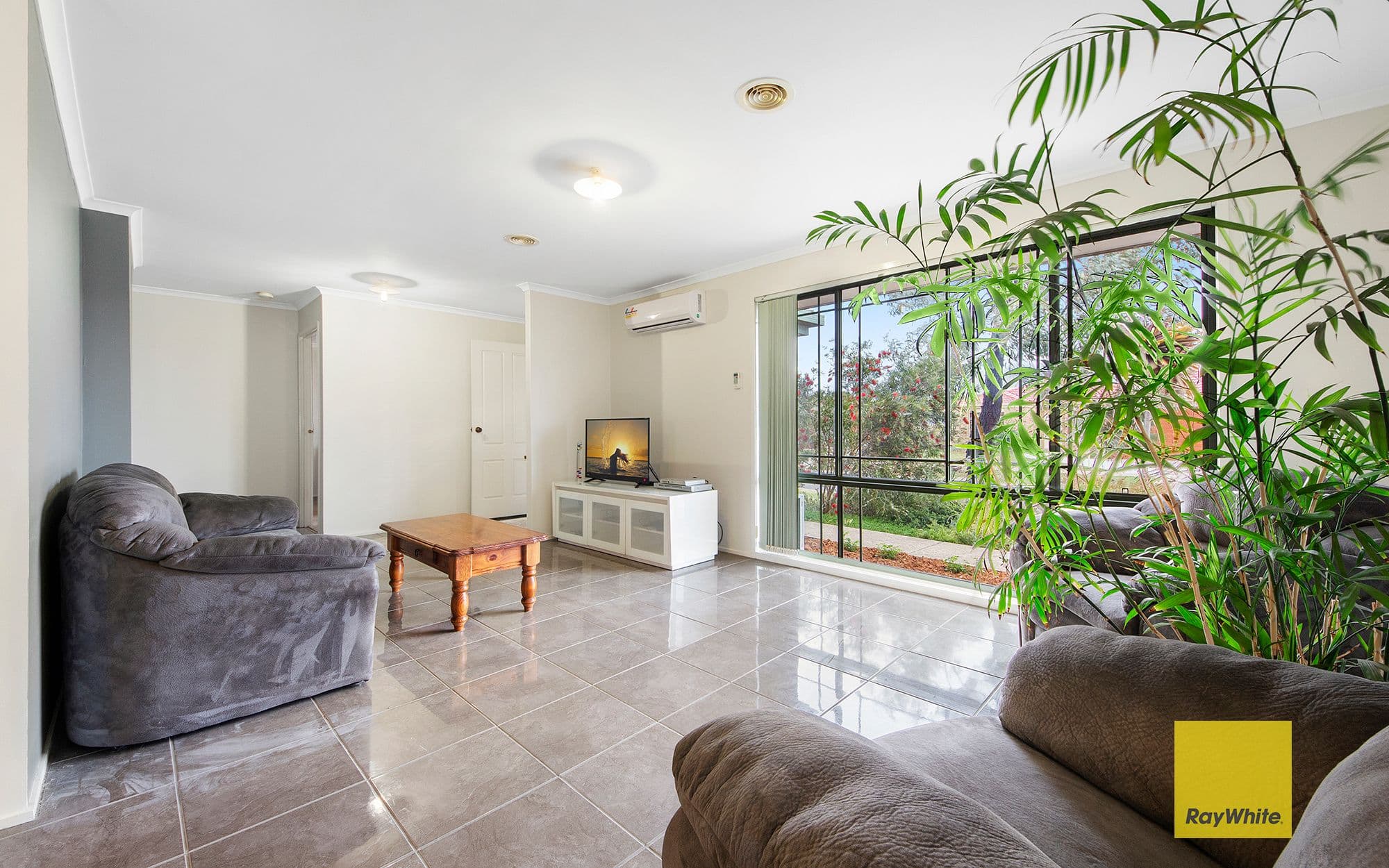 11 Priorswood Drive , Hoppers Crossing VIC 3029, Hoppers Crossing - Thumbnail 6