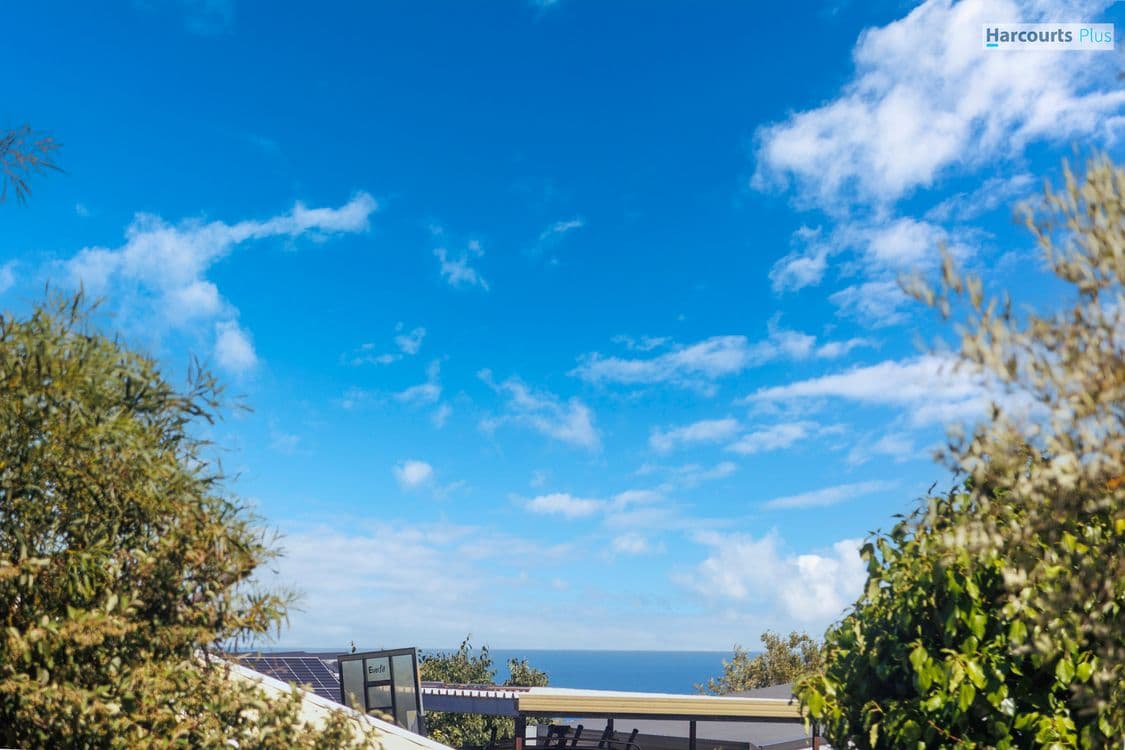 183 Sandison Road, HALLETT COVE, SA 5158, Hallett Cove - Thumbnail 2