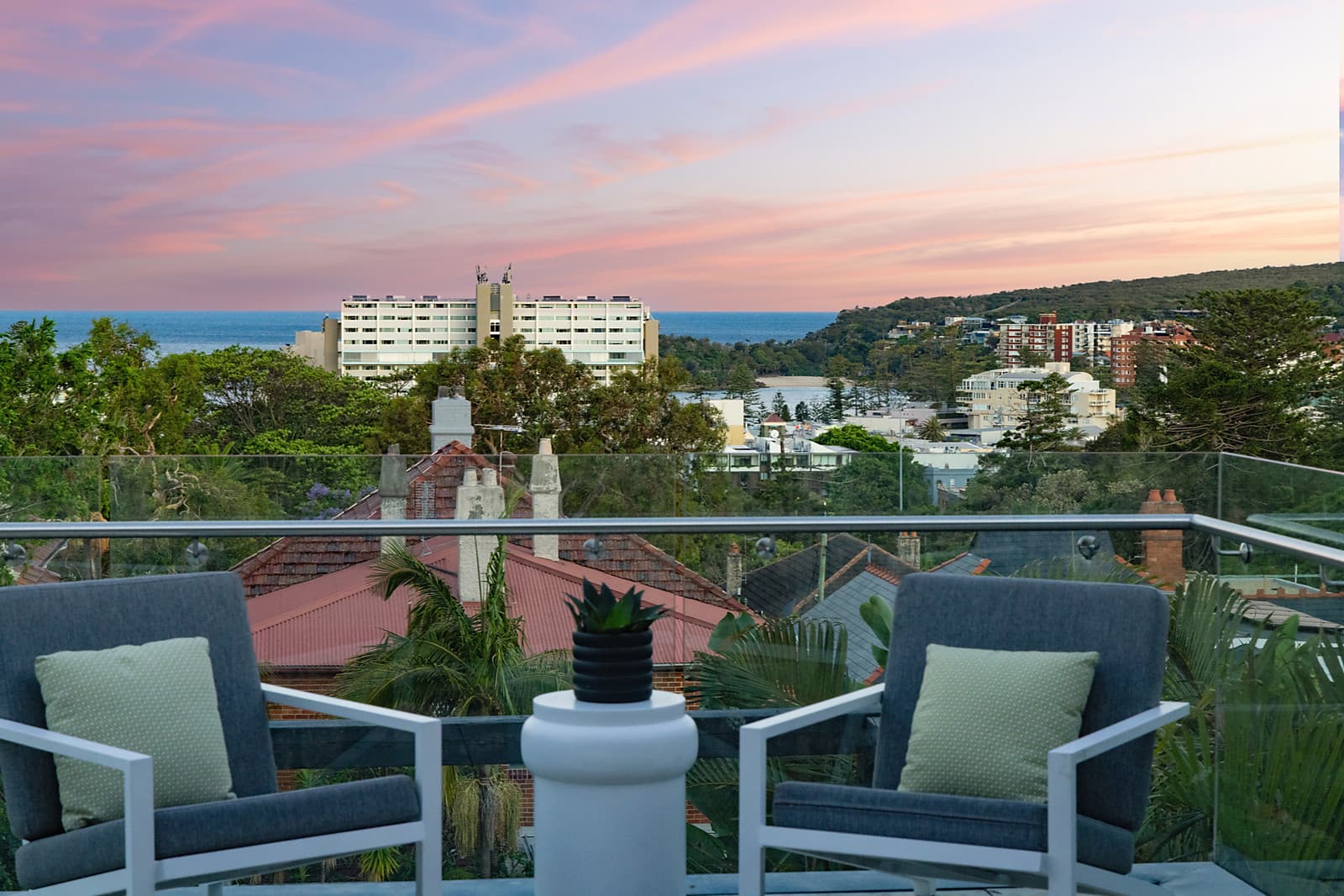 10 Parkview Road, Fairlight, Fairlight - Image 1