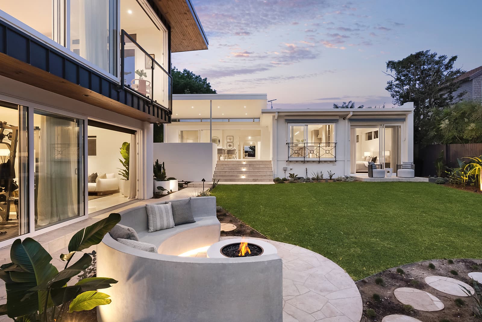 19 Palmerston Place, Seaforth - Thumbnail 3
