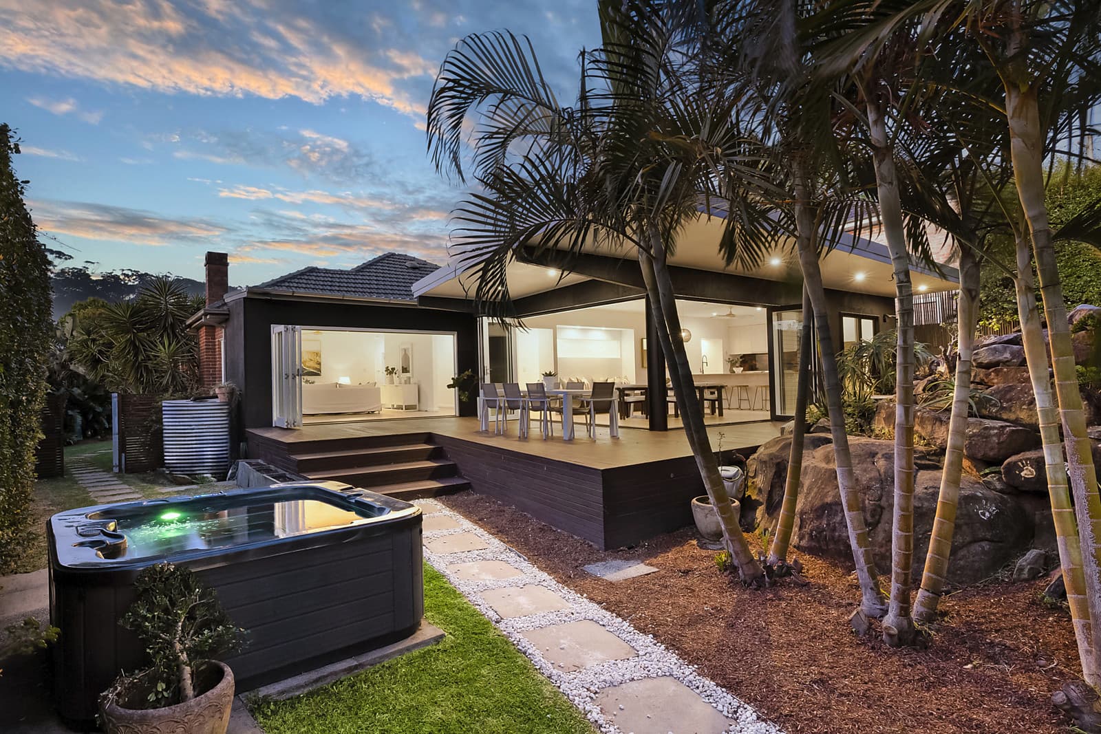 3 Sterland Avenue, North Manly - Thumbnail 2