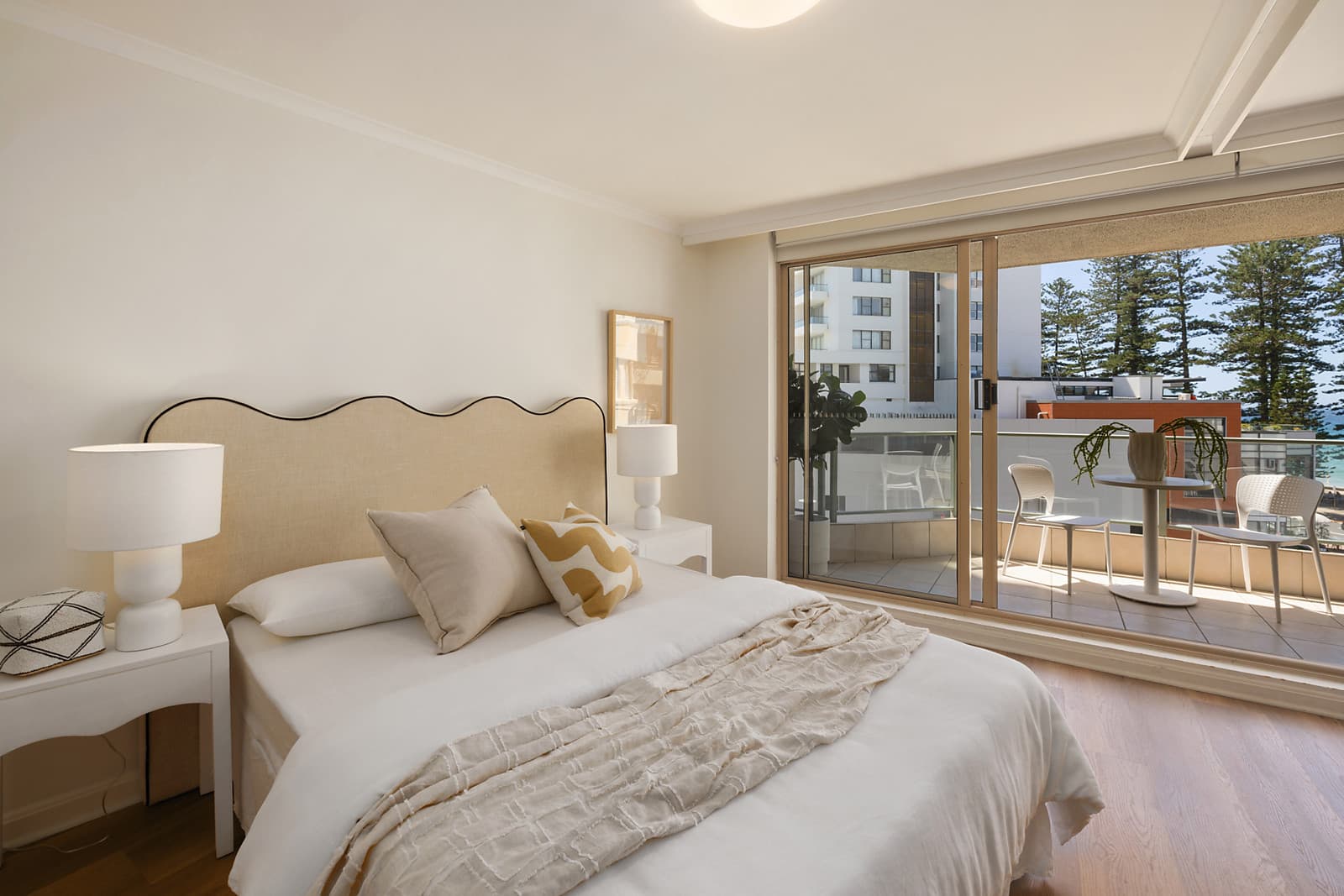 1 Raglan Street, Manly - Thumbnail 4