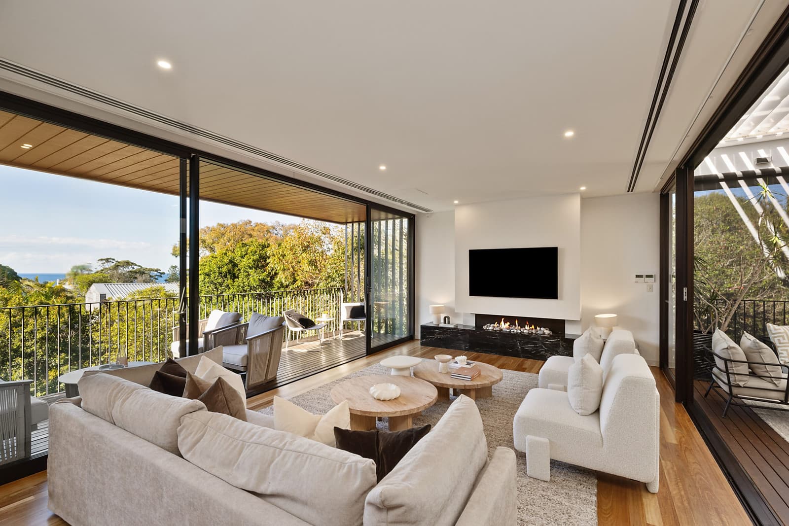 26 Montpelier Place, Manly, Manly - Thumbnail 3