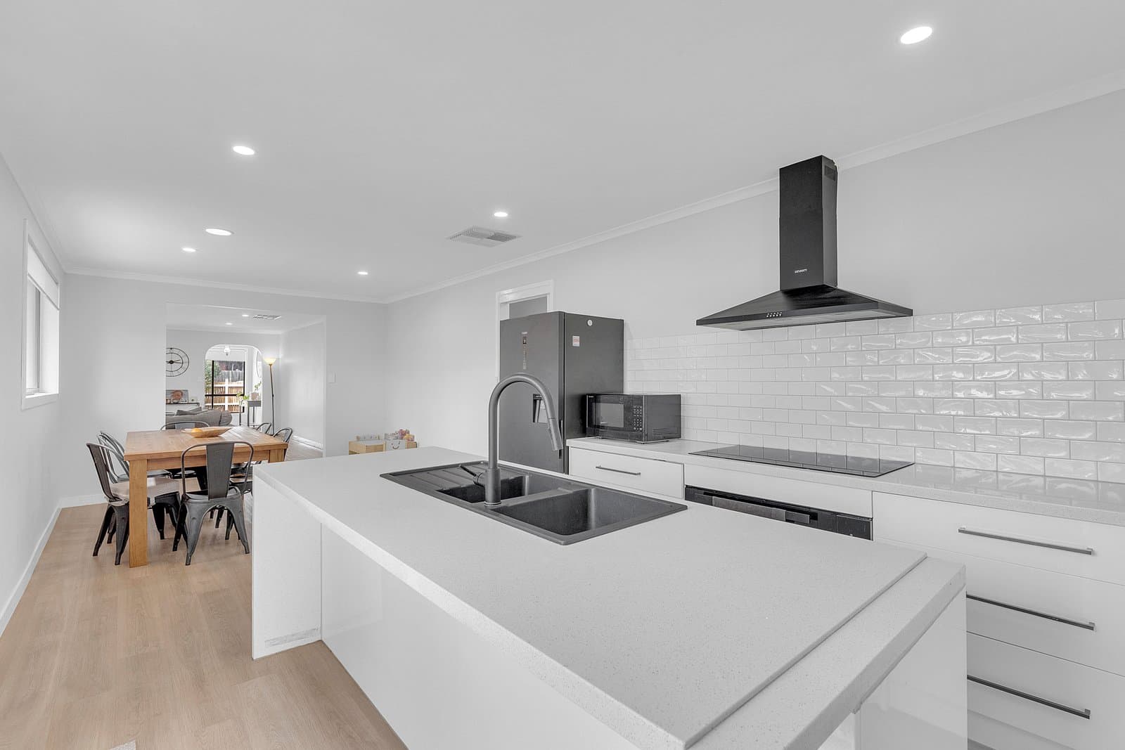 21 Kinlora Avenue, Epping VIC 3076, Epping - Thumbnail 3