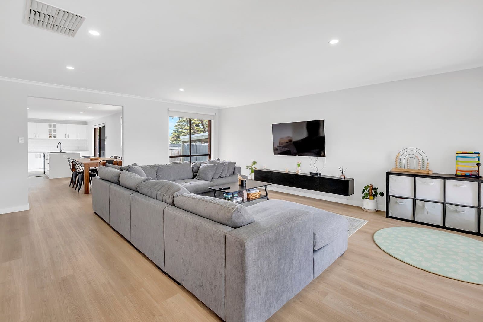 21 Kinlora Avenue, Epping VIC 3076, Epping - Thumbnail 8