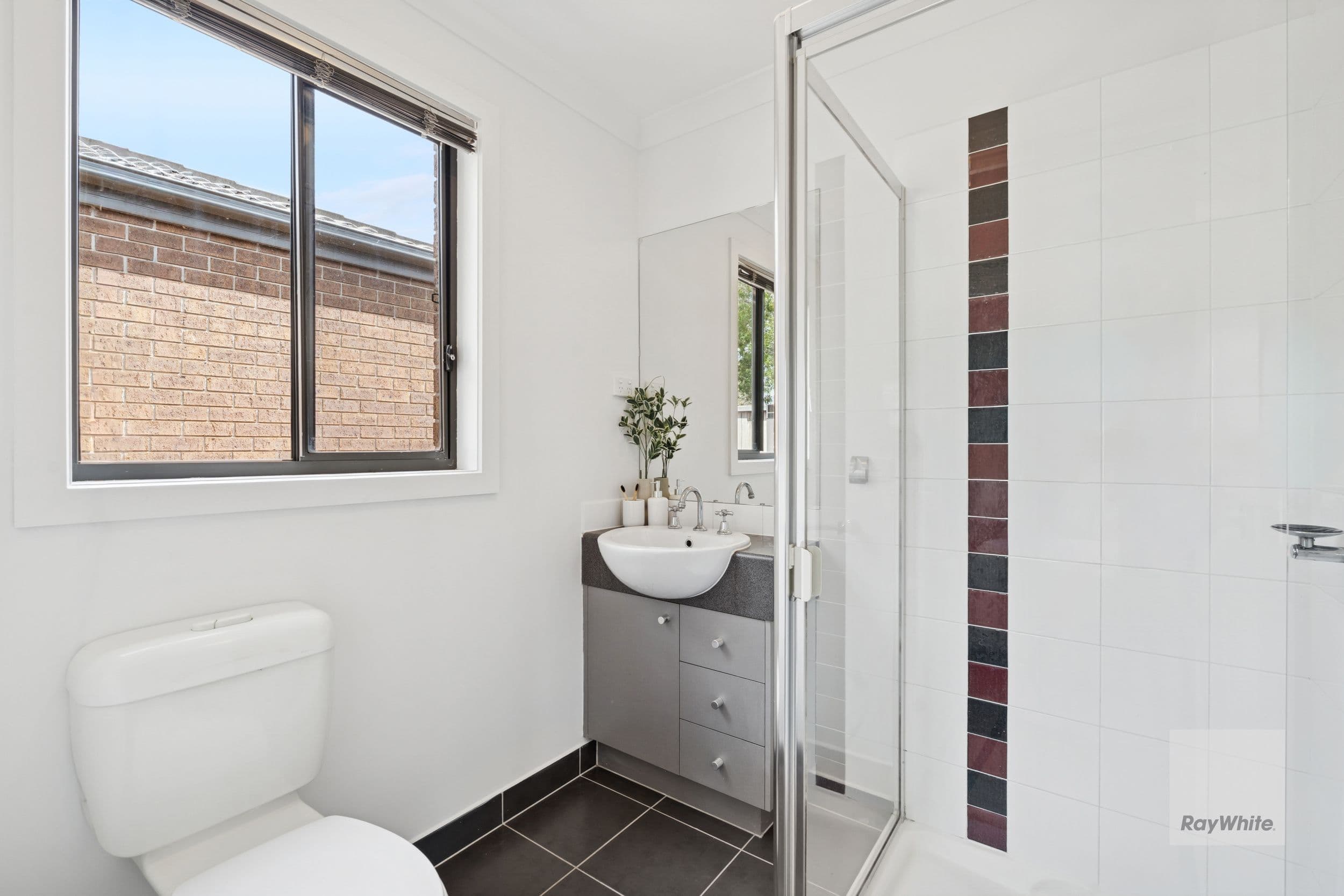 33 Burswood Drive , Wyndham Vale VIC 3024, Wyndham Vale - Thumbnail 3