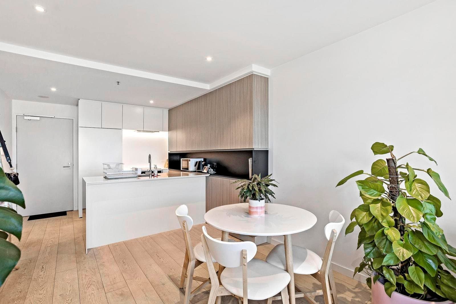 906/1 Ascot Vale Road, Flemington VIC 3031, Flemington - Thumbnail 2