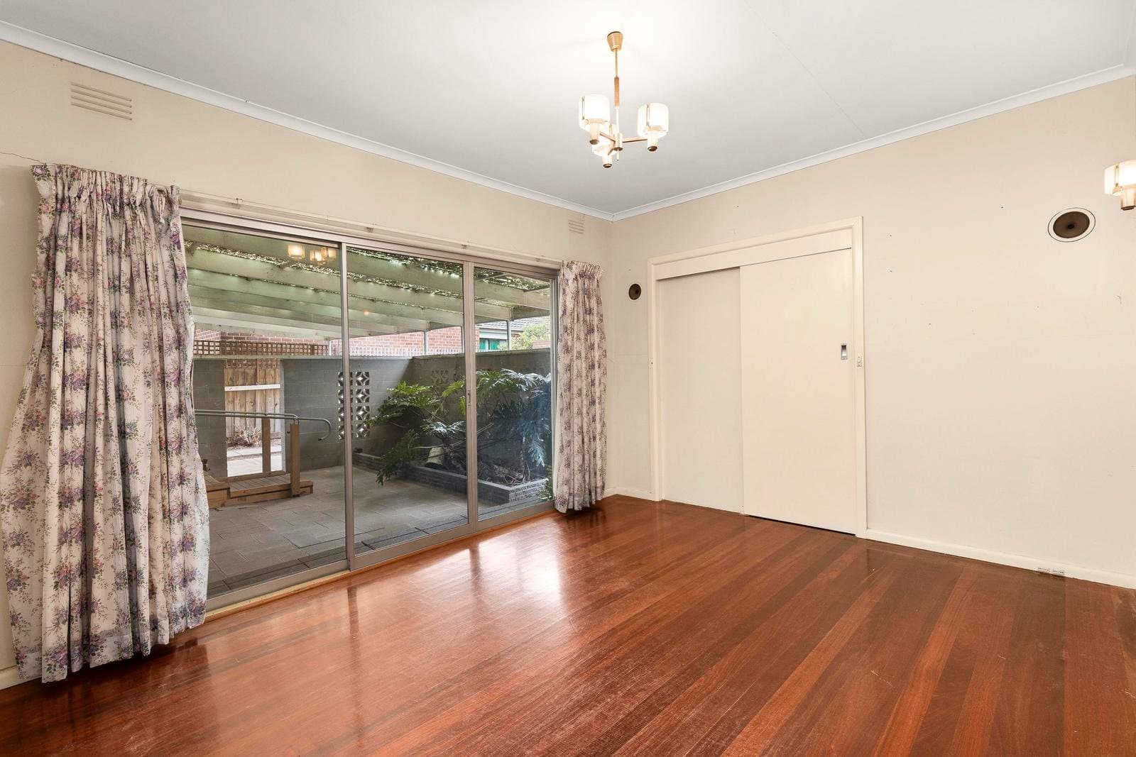 12 Deutscher Street, Avondale Heights VIC 3034, Avondale Heights - Thumbnail 6