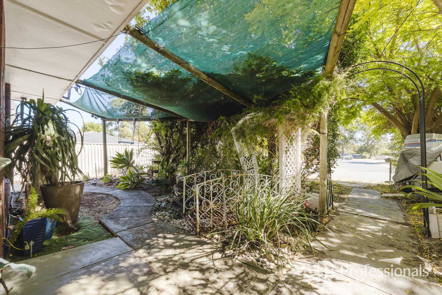 29 Althorne Way, Girrawheen - Thumbnail 2