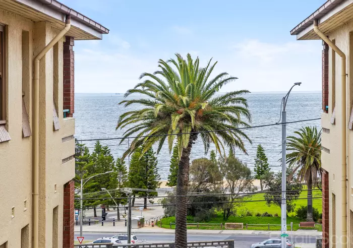 9/18 The Esplanade , St Kilda, VIC, St Kilda - Thumbnail 4