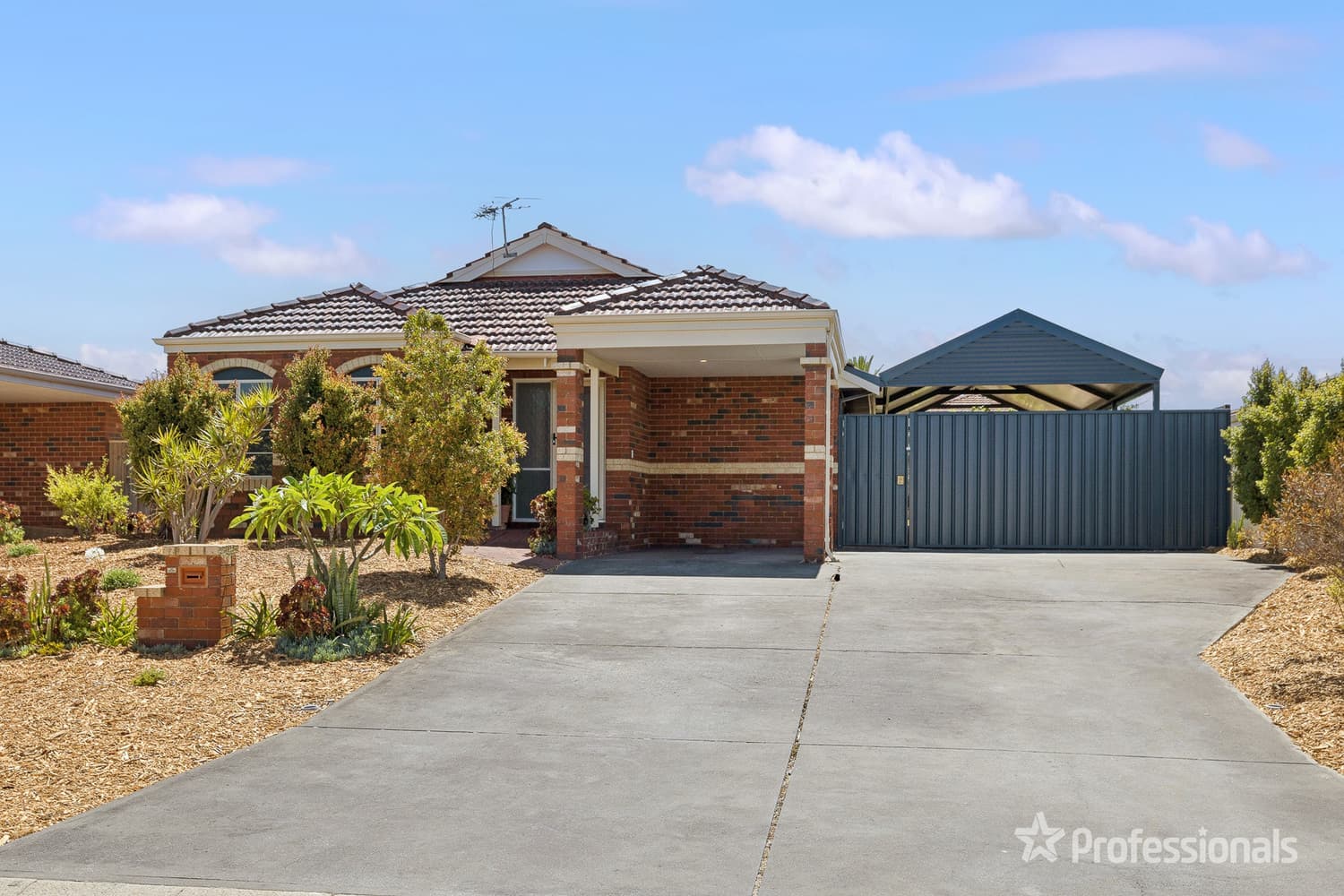 1B Darwin Place, Warnbro - Image 1
