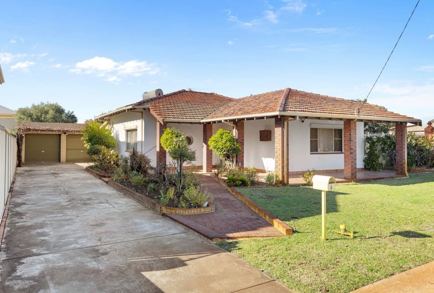 4 Sayer Street, Midland - Image 1