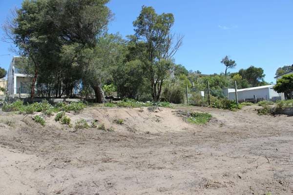 9 The Boulevard, Loch Sport - Thumbnail 3