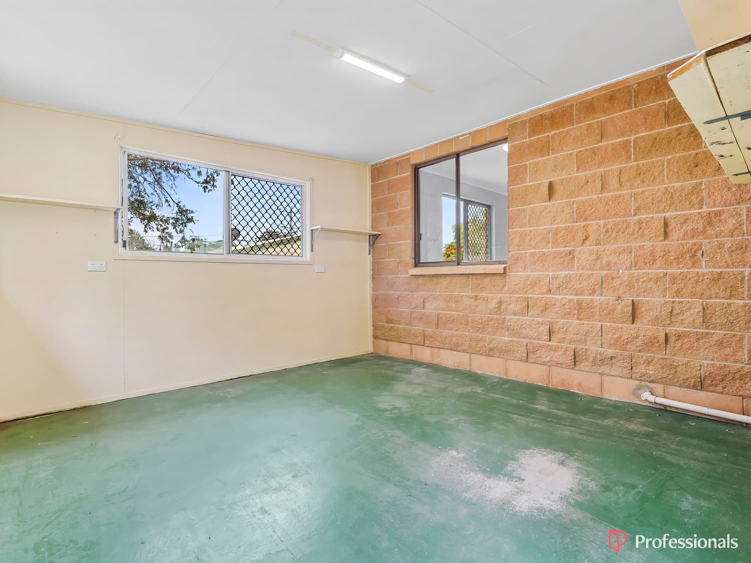 28 Hartley Street, Emu Park - Thumbnail 2