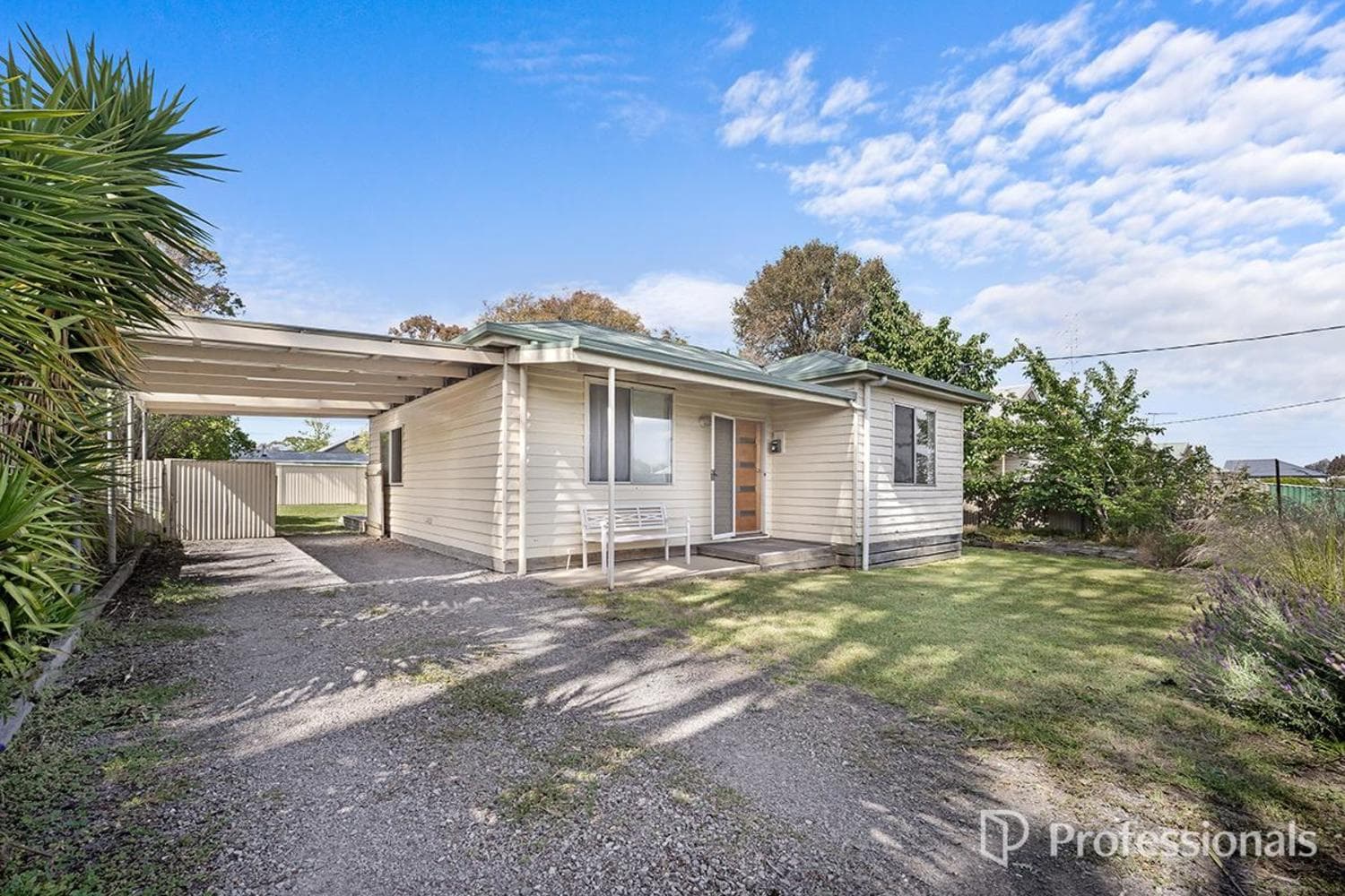 10 Wells Street, Hamilton VIC 3300, Hamilton - Thumbnail 2