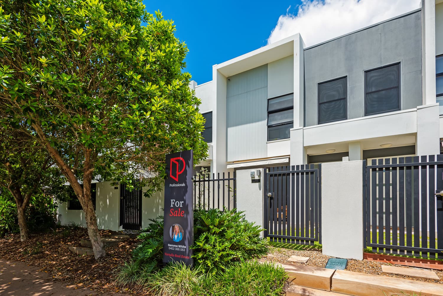 5 Mayfair Lane, Hope Island QLD 4212, Hope Island - Image 1